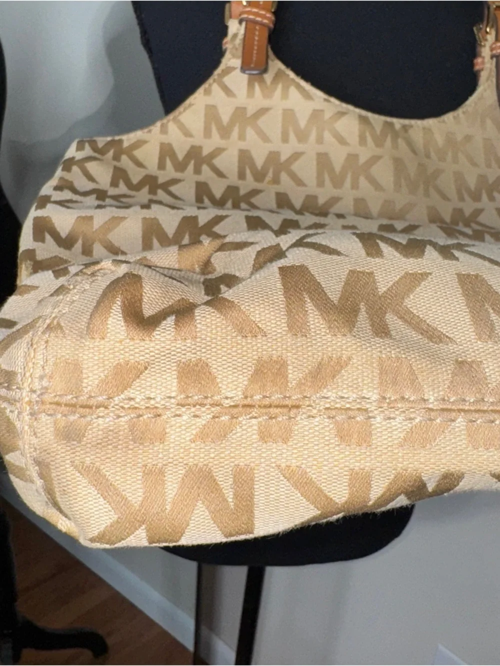 Michael Kors Signature Monogram Shoulder Bag Tote